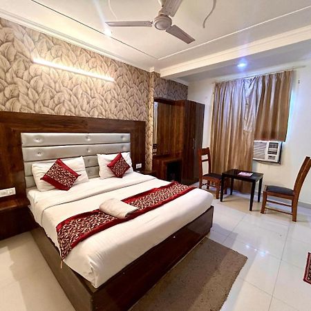 Hotel Ark Avalon- Delhi International Airport 新德里 外观 照片